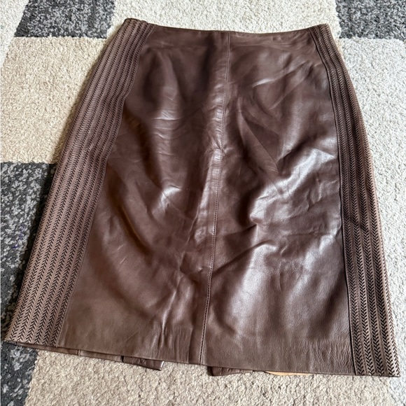 Donna Karan Lambskin Brown Skirt- Size 8 - Picture 6 of 14
